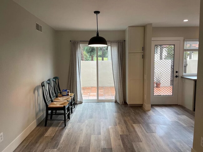 Photo - 11918 Rancho Bernardo Rd