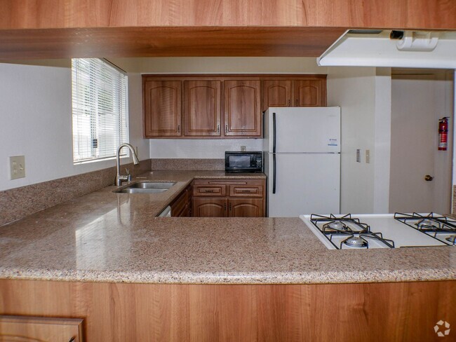 Building Photo - OPEN HOUSE, SAT., MAY 3rd from 12 - 12:30 ...