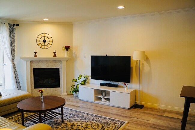 Photo - 21500 Burbank Blvd Unit 113