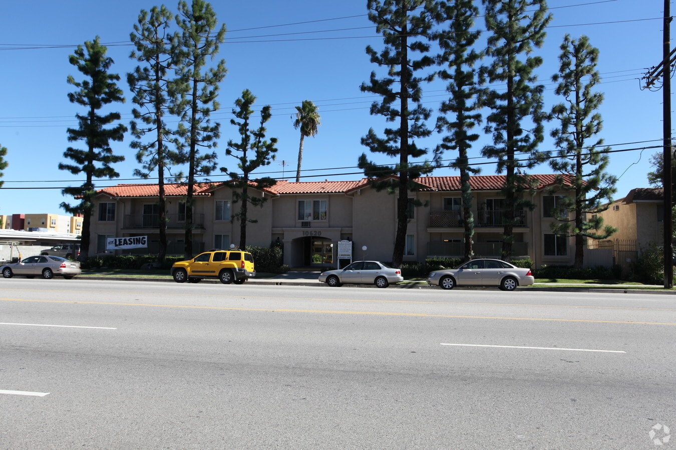 Balboa Grande Apartments - Balboa Grande Apartments
