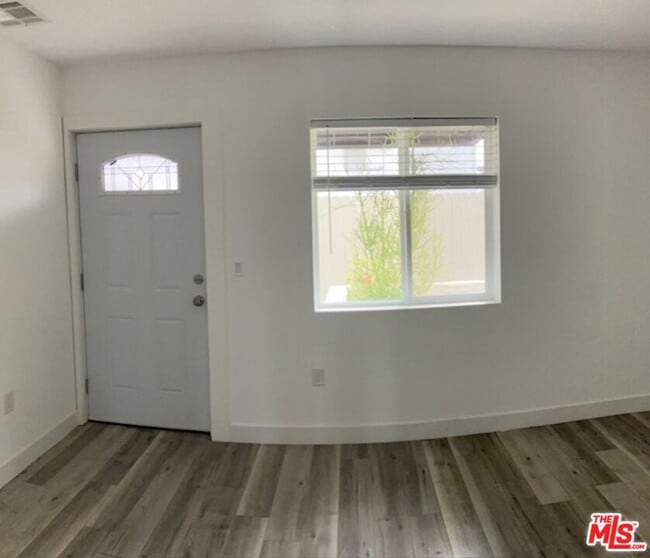 Photo - 5748-5748 Elmer Ave Unit 5748