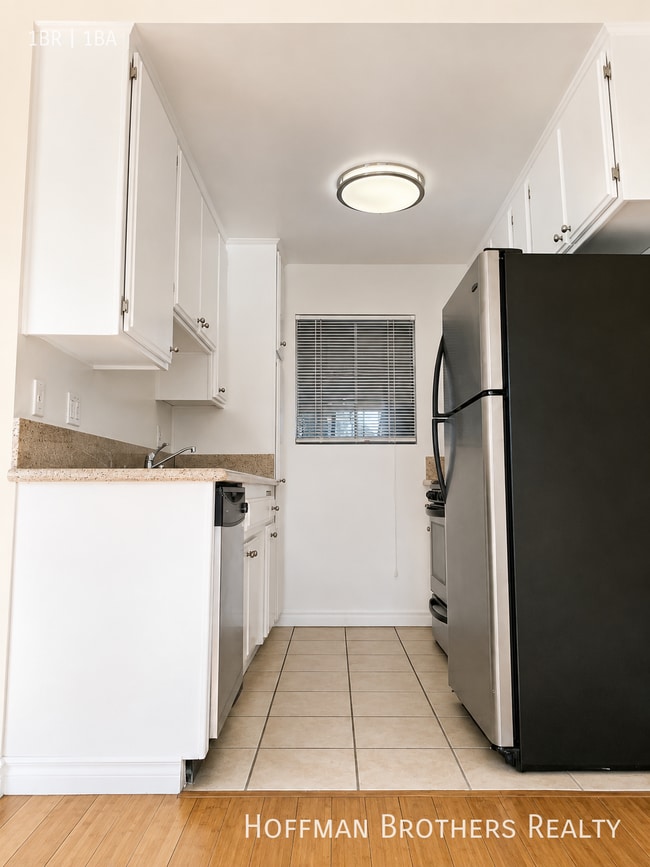 Photo - 9801 Tabor St Unit 207
