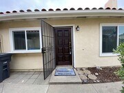 Photo - 2+bd/1ba Single Story Duplex Minutes Drive... Condo