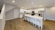 Photo - 7BD/5BA, LOTS of Parking!! House