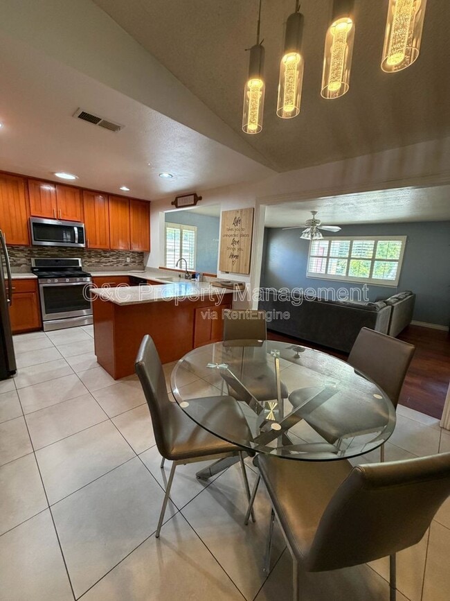 Photo - 18120 Raymond Ct