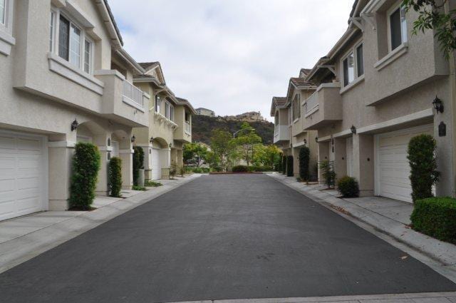 Building Photo - 2 Bedroom Townhome in the Cantera Community of Scripps Ranch