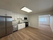 Photo - 3468 Juniper St