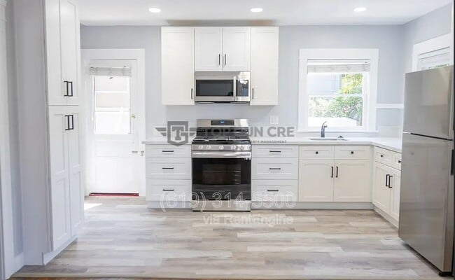 Photo - 3741-47 Bancroft St Unit 3747