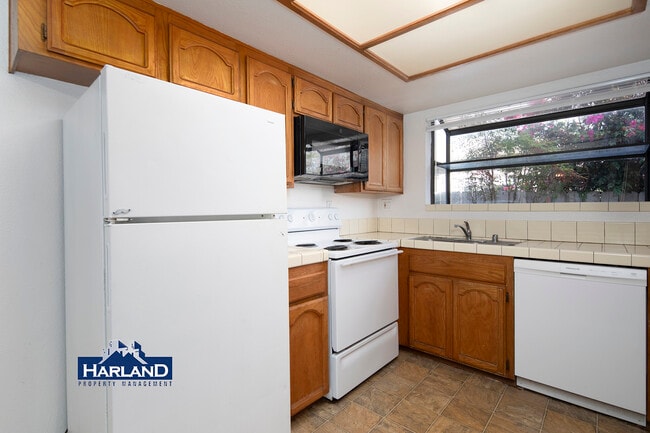 Photo - 2027 Emerald St