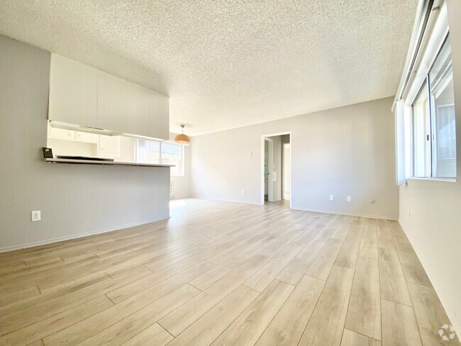 Building Photo - 3337 S Canfield Ave Unit 108 Rental