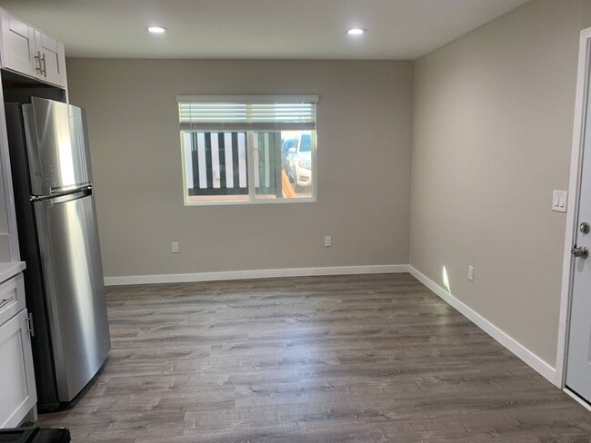 Photo - Nice 3 bedroom unit with Pool!  (Lease out, pending signatures. Check back in a few days!)