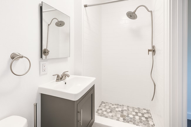 Photo - 6941 Hazeltine Ave Unit 3