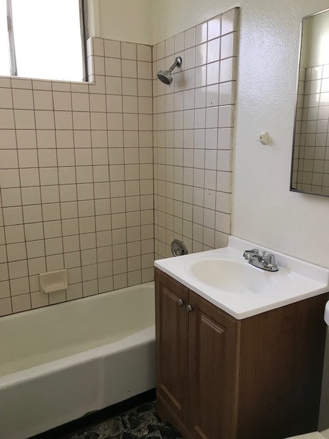 Bathroom - 11242 S Budlong Ave Unit 1
