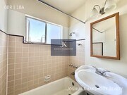 Photo - 14617 Gilmore St Unit 5