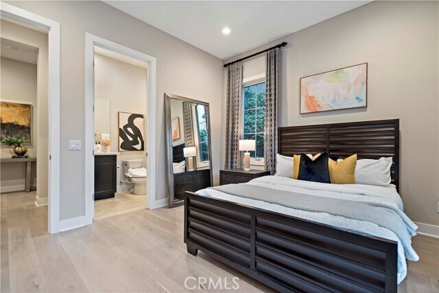 Photo - 115 Interstellar