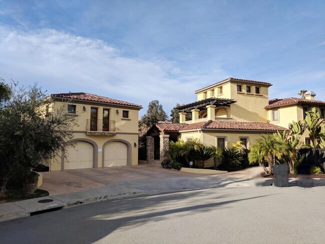 Building Photo - 14248 Via Michelangelo Unit 14250