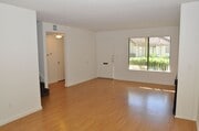 Photo - 3 Bdrm/2.5 Bath in Criterion Townhomes Com...