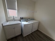 Photo - Modern 4-Bed, 2.5-Bath Detached Townhouse ...