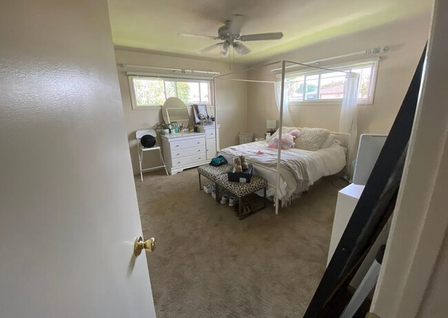 Photo - 5071 55th St