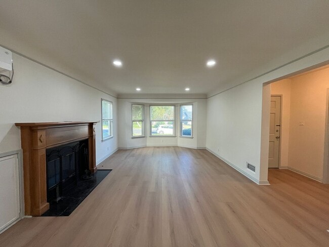 Photo - Spacious 2+2 home w/extra storage, upgrades + backyard!