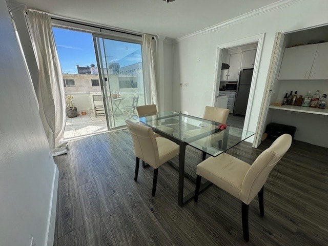 dining room and deck - 930 3rd St Unit 930 3rd St.  302