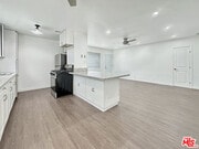 Photo - 5113 Roseland St Unit 2