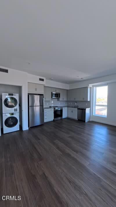 Photo - 18900 Parthenia St Unit 102