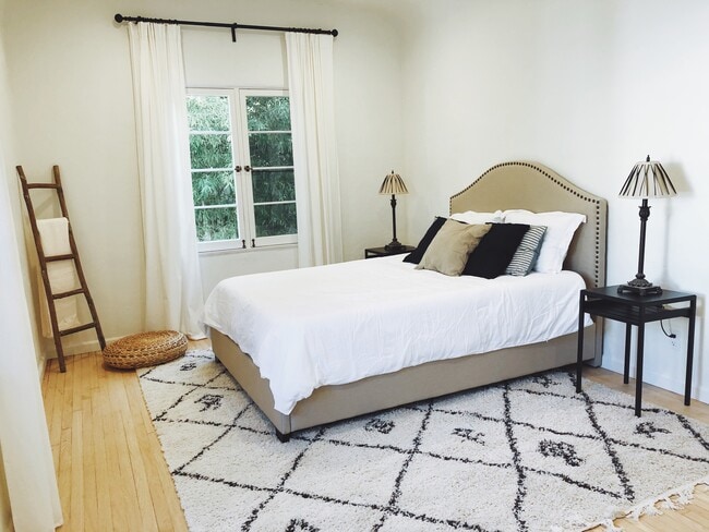 Photo - 922 N La Jolla Ave Unit 1