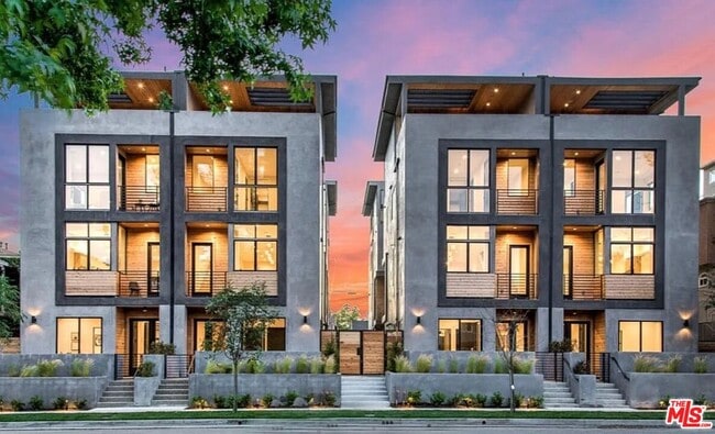 Photo - 4429 Tujunga Ave