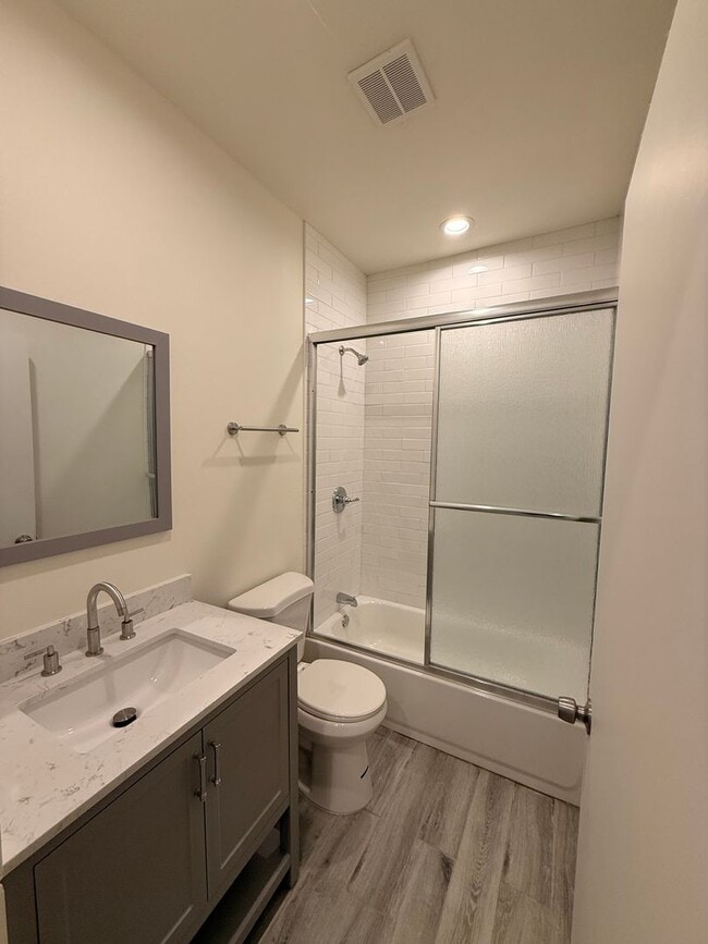 Photo - 1019 S Osage Ave Unit A