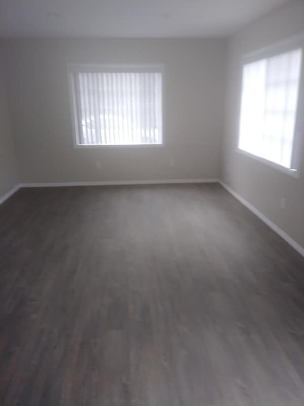 Building Photo - 5850 David Ave