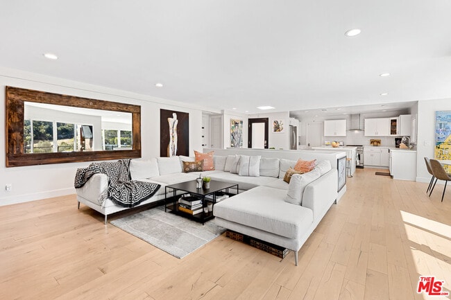 Photo - 3866 Alta Mesa Dr