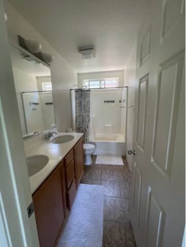 Photo - 2544 Kenwood Ct