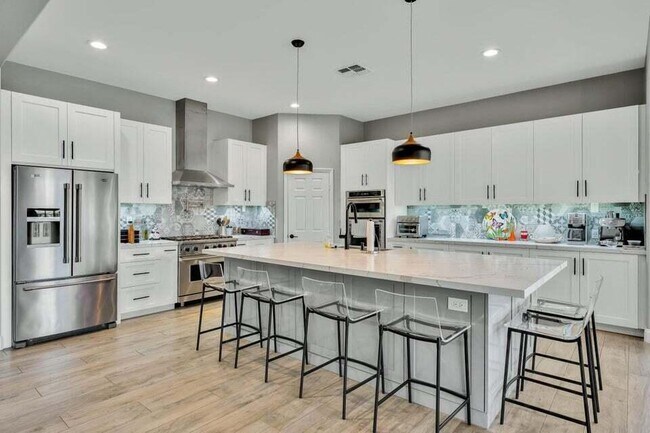 Photo - 49392 Hohokam River St