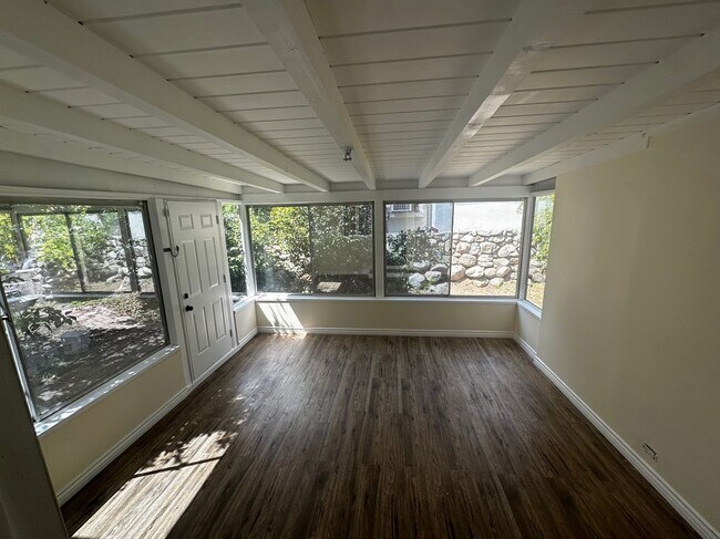 Photo - 2151 N Altadena Dr