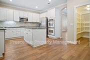 Photo - 1710 Ravenrock Ct House