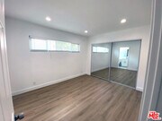 Photo - 1438 S Barrington Ave Unit 1