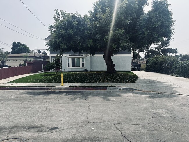 Photo - 4624 W 166th St