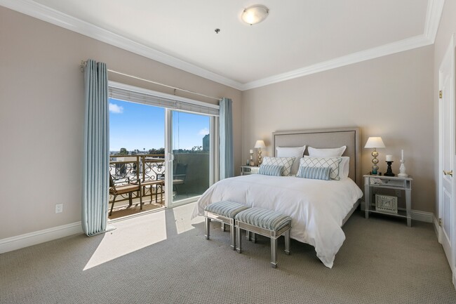 Photo - 11840 Dorothy St