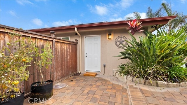 Building Photo - 330 Teasdale Dr Rental
