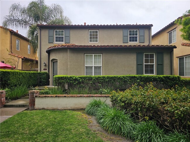 Building Photo - 16090 Valley Oak Dr