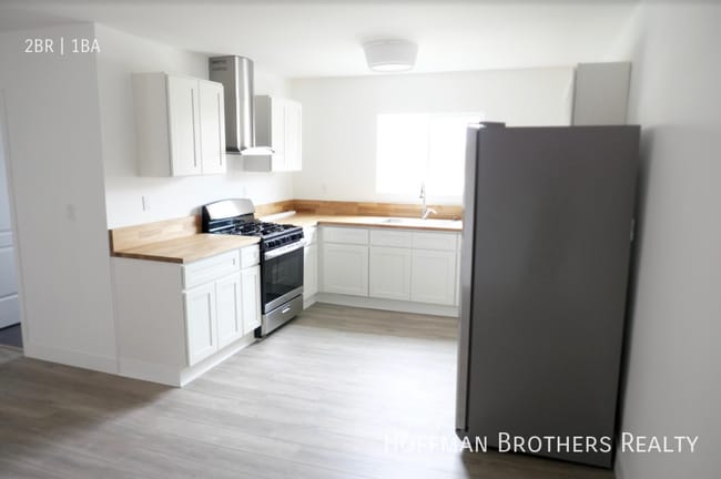 Photo - 923 W 41st Dr Unit 923