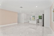 Photo - 24541 Penfield St
