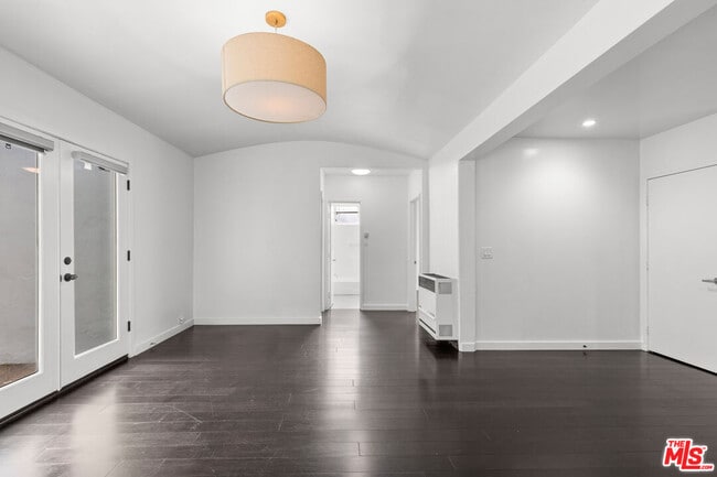 Photo - 1434 24th St