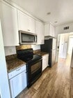 Photo - Beautiful and spacious condo in Tarzana!