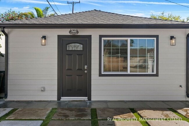 Photo - 940 E Anahurst Pl