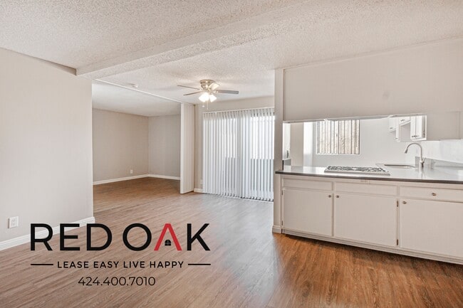 Building Photo - 8614 Woodley Ave Unit 216 Rental