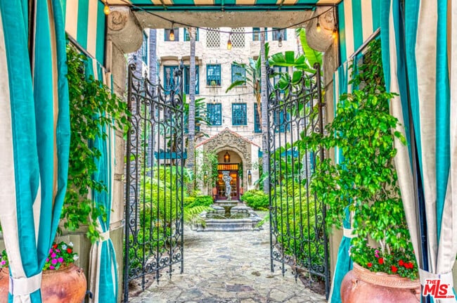 Photo - 4121 Wilshire Blvd Unit 505