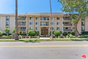 Photo - 809 S Bundy Dr Unit 202
