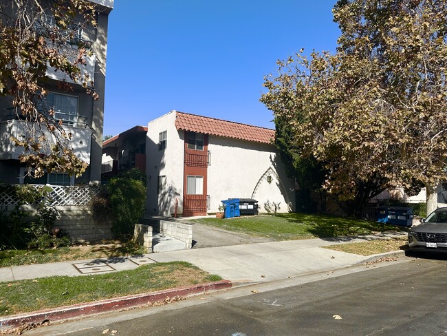 Photo - 4325 Dixie Canyon Ave Apartments Unit 1